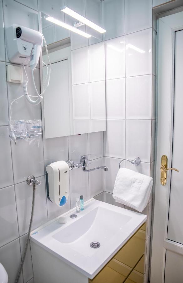 דובוי Hotel Integra מראה חיצוני תמונה