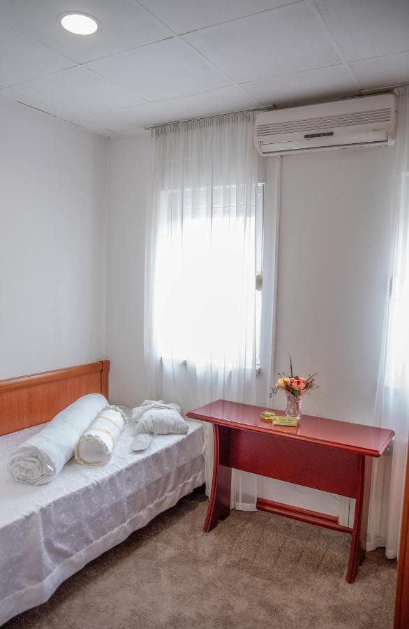 דובוי Hotel Integra מראה חיצוני תמונה